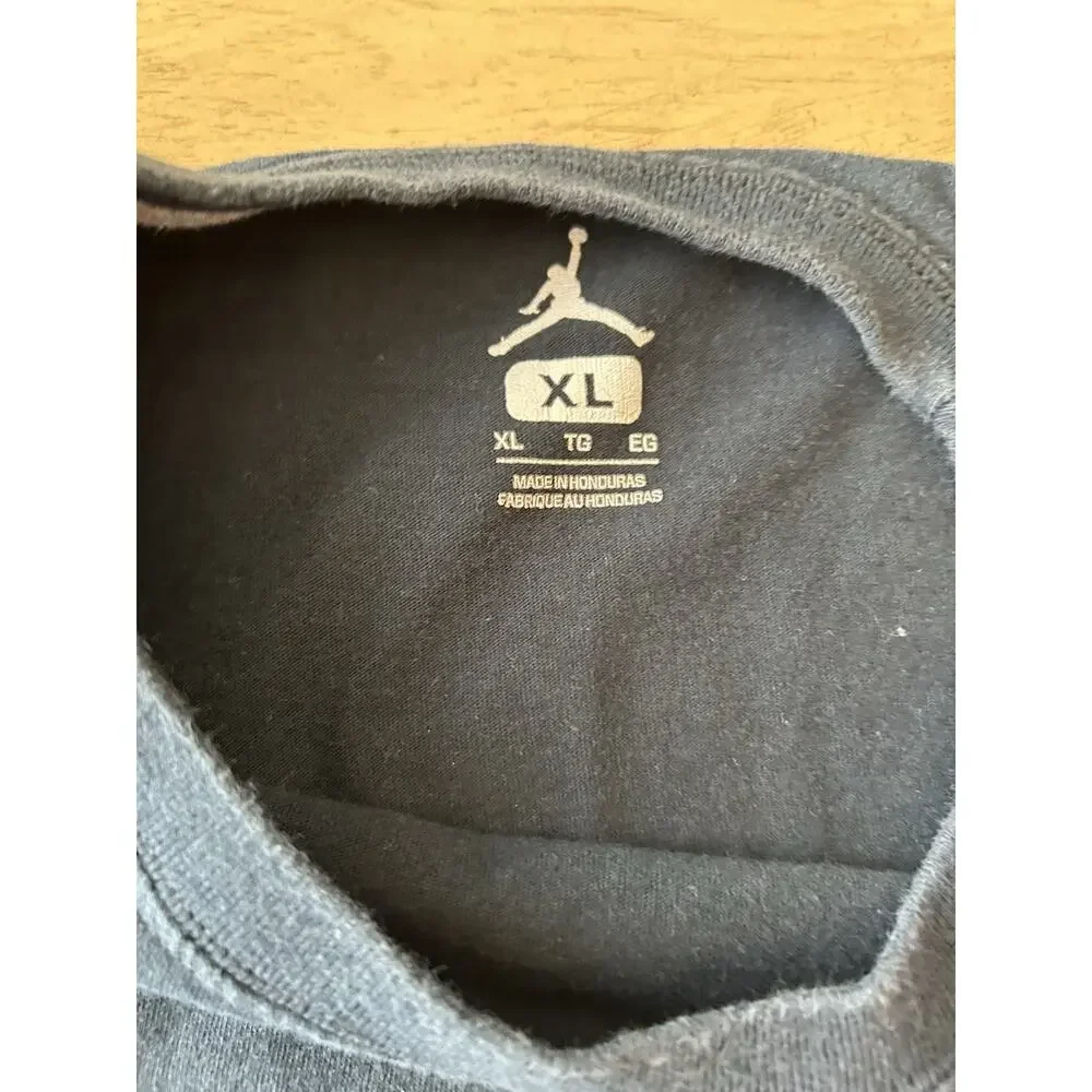 Air JORDAN XL Shirt Jumpman Big Logo Silver Black Basketball #23 Michael Jordan
